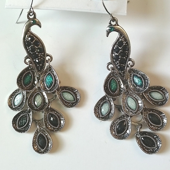 Ricki's Peacock Earrings BNWT - Picture 2 of 2